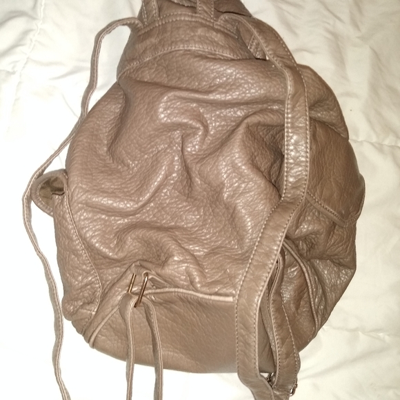 Bag - Picture 2 of 4